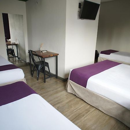 Hotel City Посадас Екстериор снимка