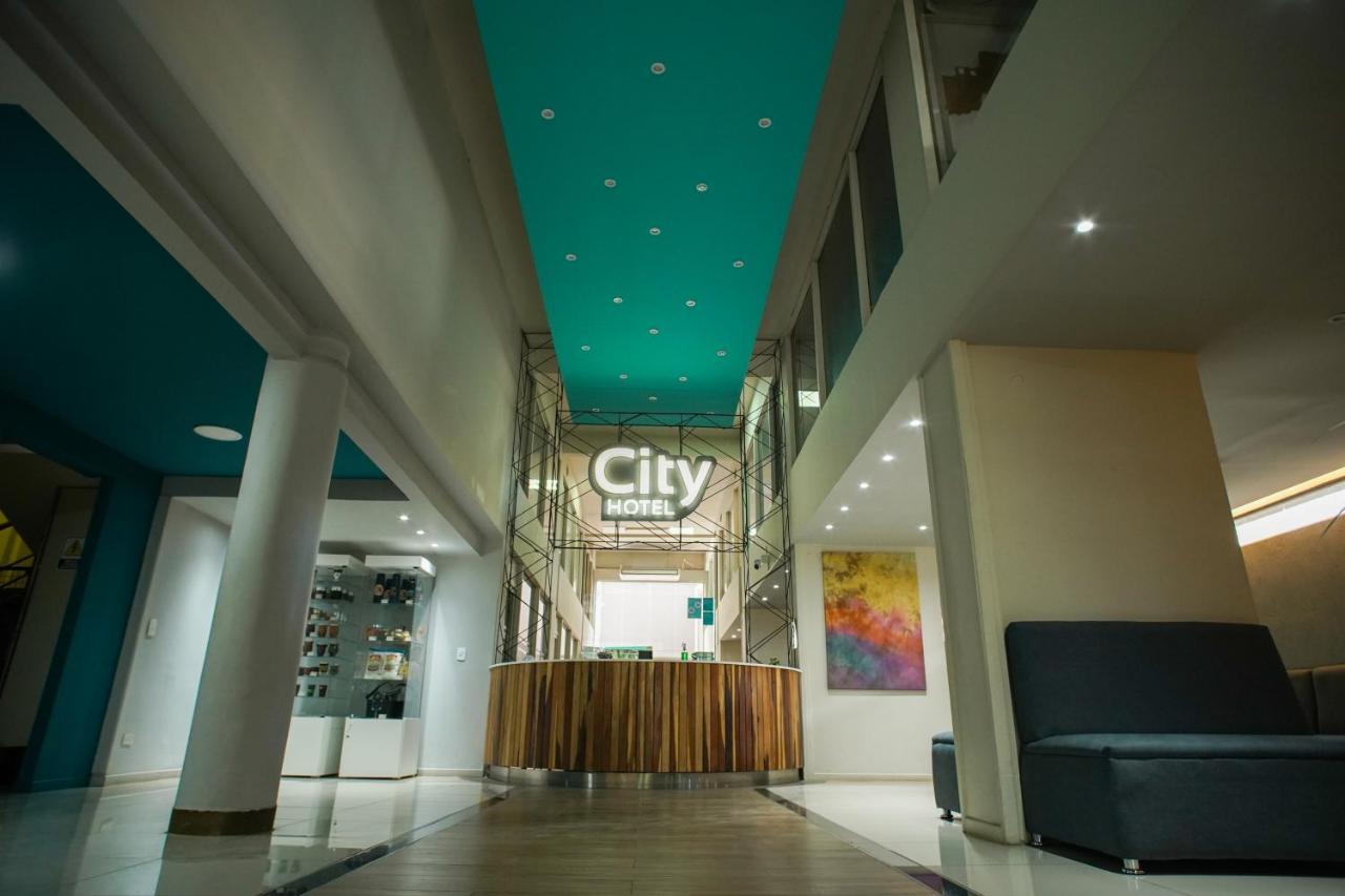Hotel City Посадас Екстериор снимка