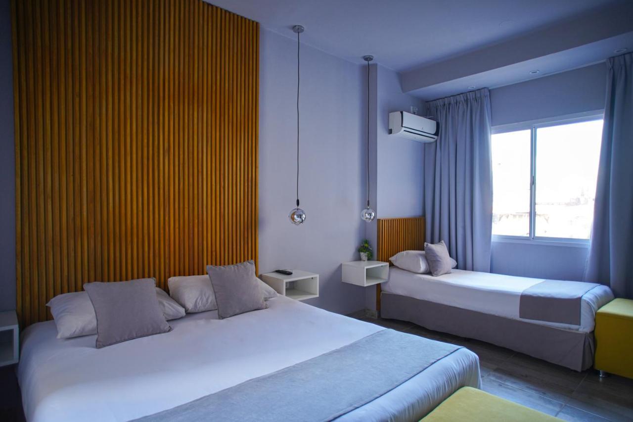 Hotel City Посадас Екстериор снимка