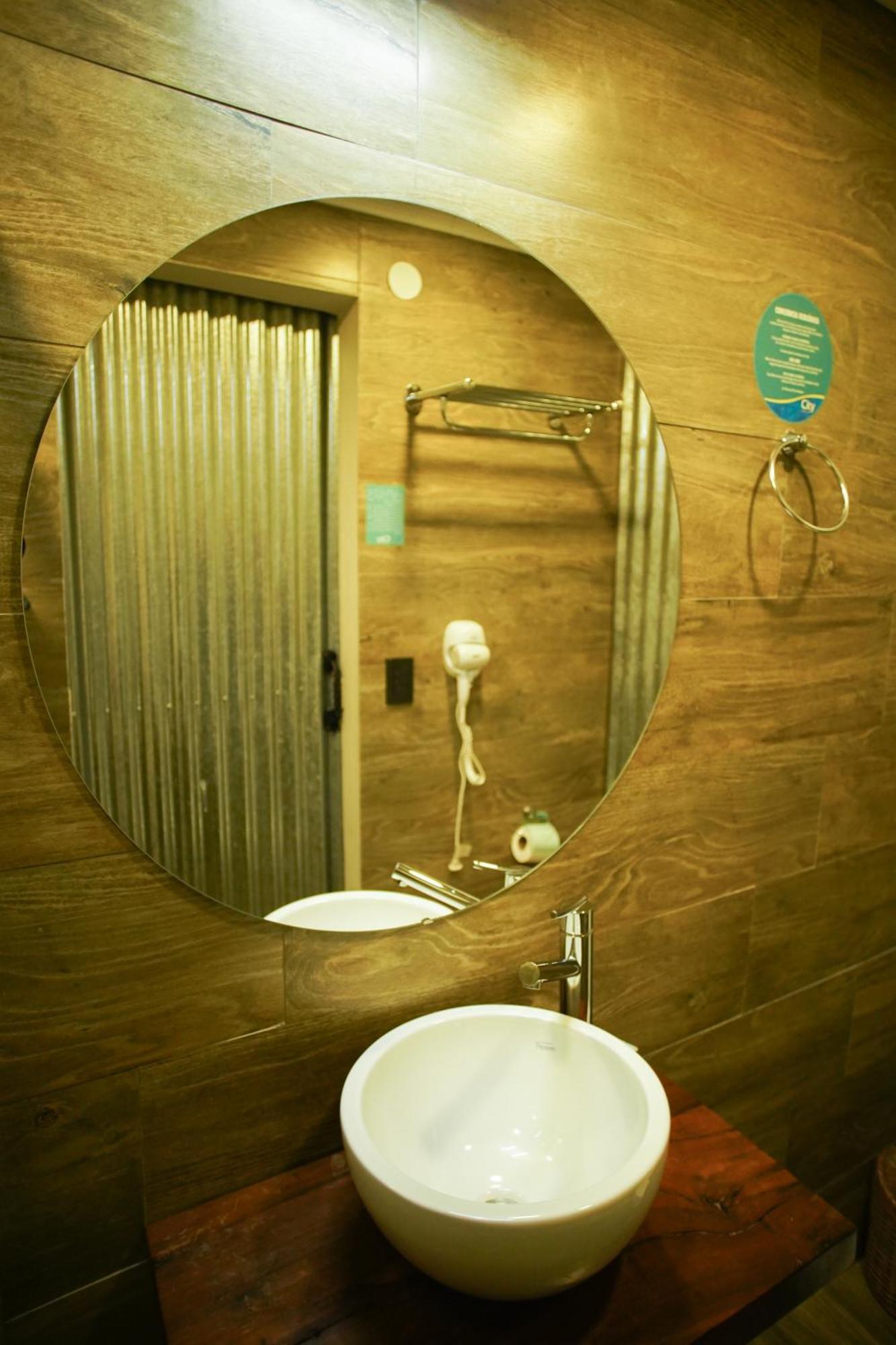 Hotel City Посадас Екстериор снимка